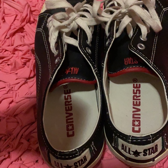 Women’s converse 6.5 Leather - Picture 4 of 5